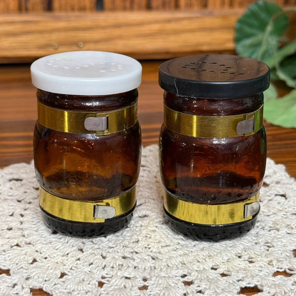 Vintage St Thomas VI Amber Glass Barrel Salt Pepper Shakers Set Brown Gold Small